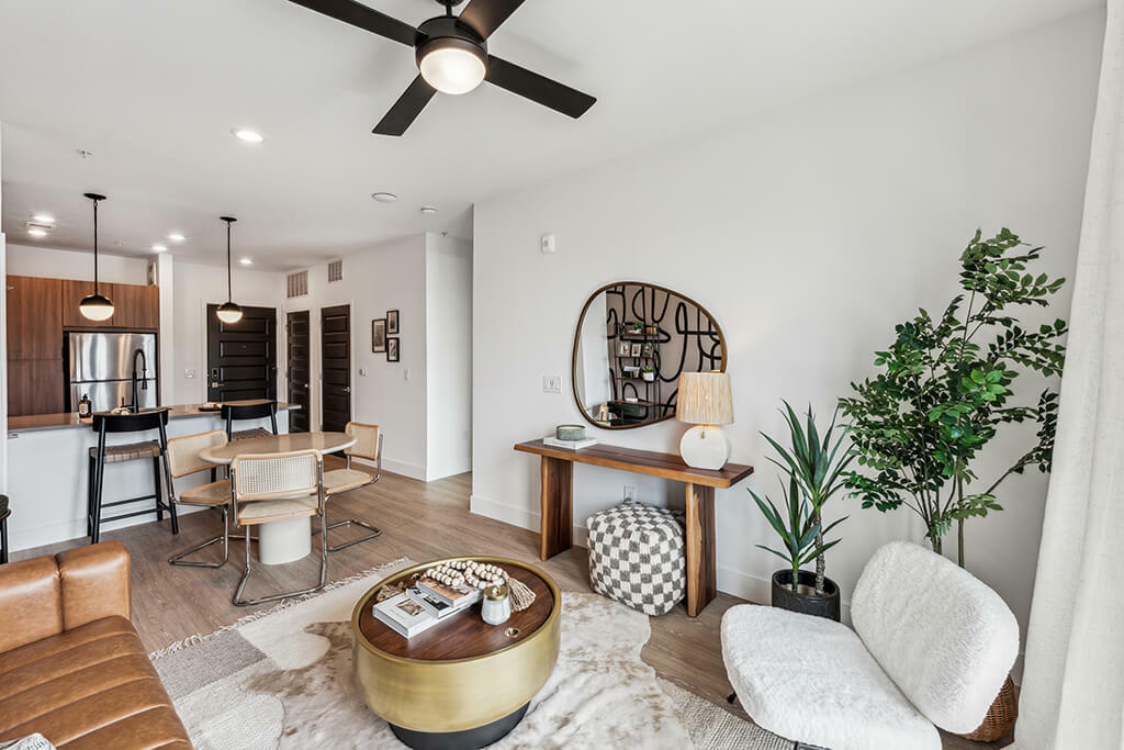 Apartments in Gaithersburg MD 333 Ellington Apartments in Downtown Crown